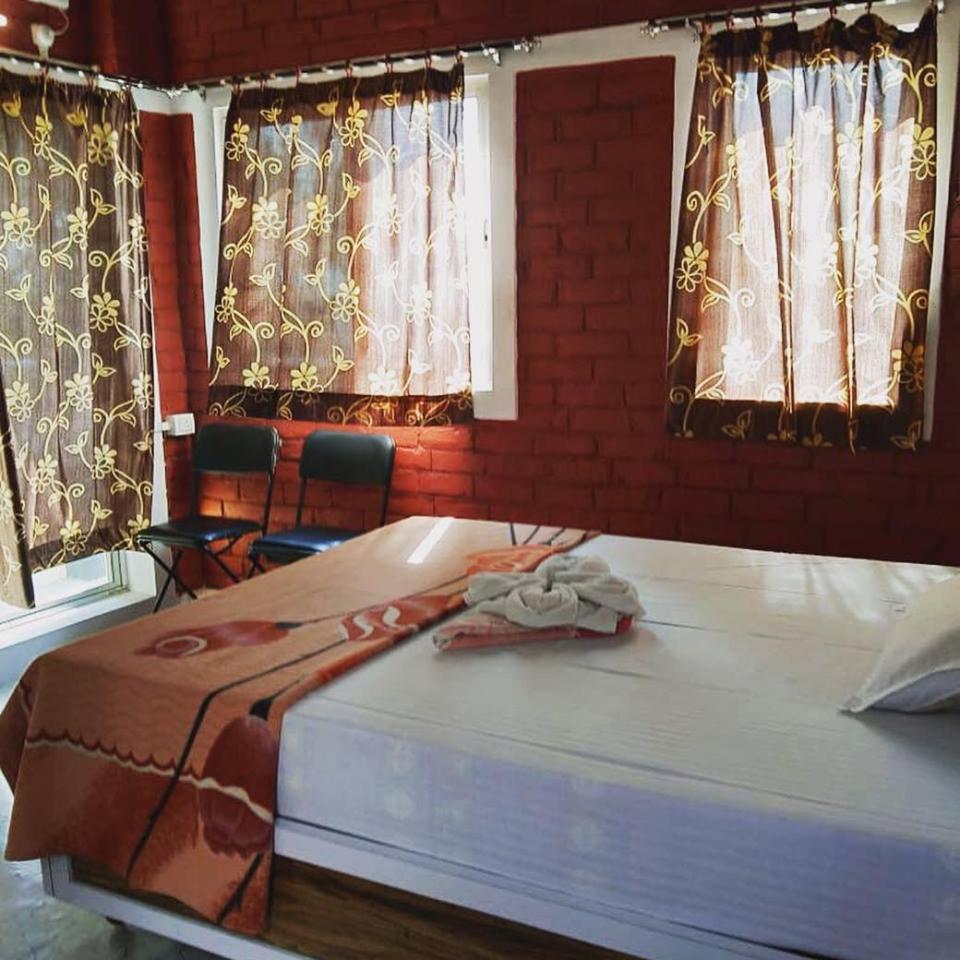 Paradise Inn Guest House Варанаси Екстериор снимка